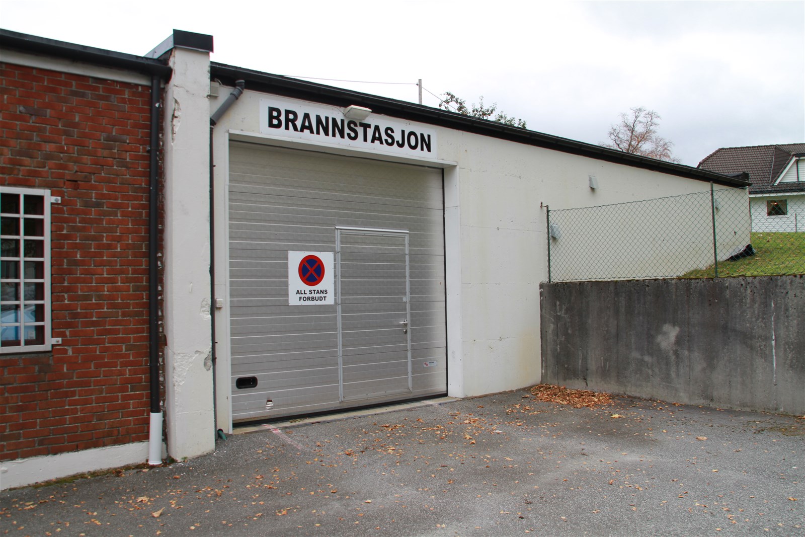 H%C3%B8le%20brannstasjon%20foran